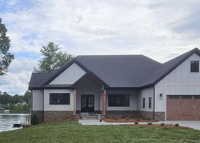Property at 95 Shoreline Cir, Penhook, VA 24137, 5 beds, 5 baths