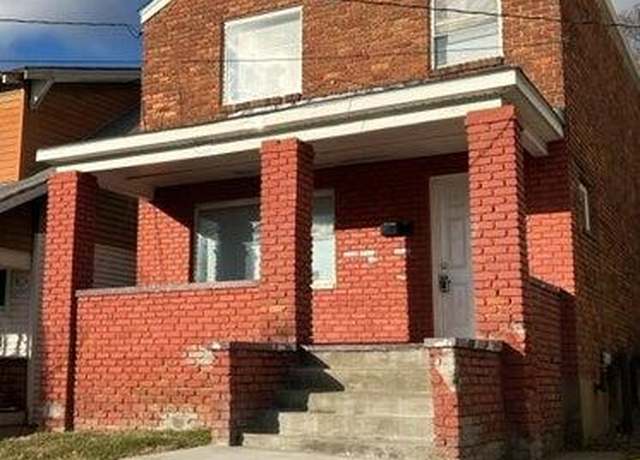 Property at 711 Mcdowell Ave NW, Roanoke, VA 24016, 4 beds, 2 baths
