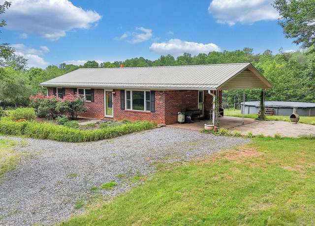 Property at 1185 County Line Rd, Bassett, VA 24055, 3 beds, 2 baths