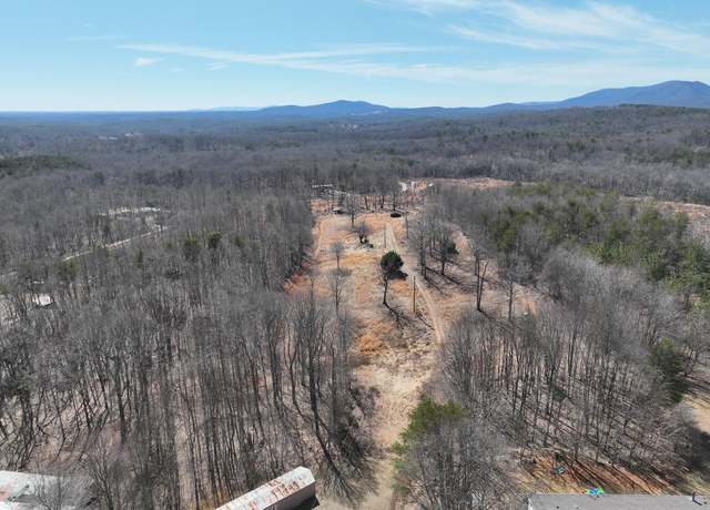 Property at 128 Green Oak Ln, Patrick Springs, VA 24133