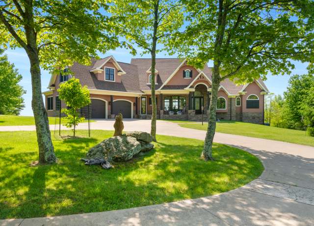 Property at 493 Pops Peak Rd, Fancy Gap, VA 24328, 4 beds, 3.5 baths