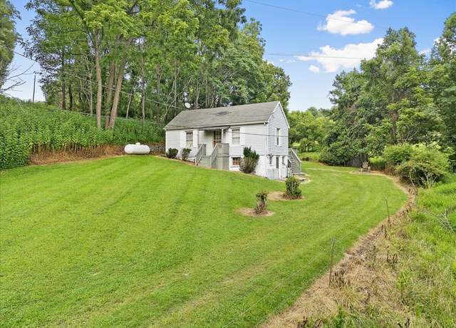 Property at 2335 Jeters Chapel Rd, Vinton, VA 24179, 2 beds, 1 bath