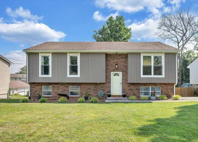 Property at 7020 Autumn Wood Ln, Roanoke, VA 24019, 4 beds, 3 baths