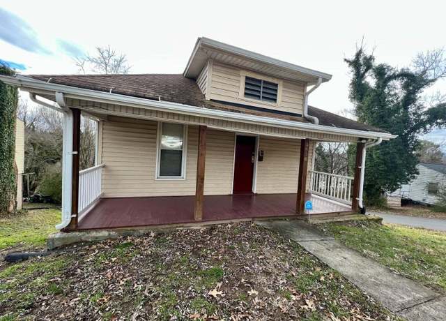 Property at 3938 Virginia Ave NW, Roanoke, VA 24017, 3 beds, 1 bath