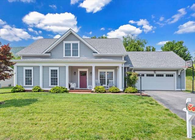 Property at 5665 Sullivan Ln, Roanoke, VA 24012, 4 beds, 3 baths