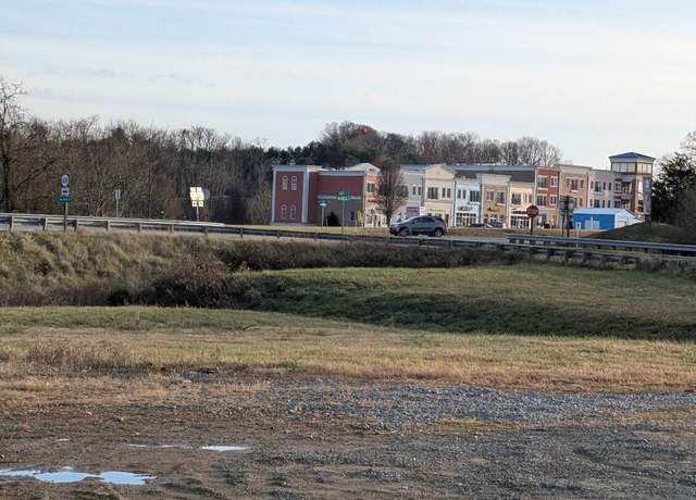Property at 5704 Altice Rd, Moneta, VA 24121