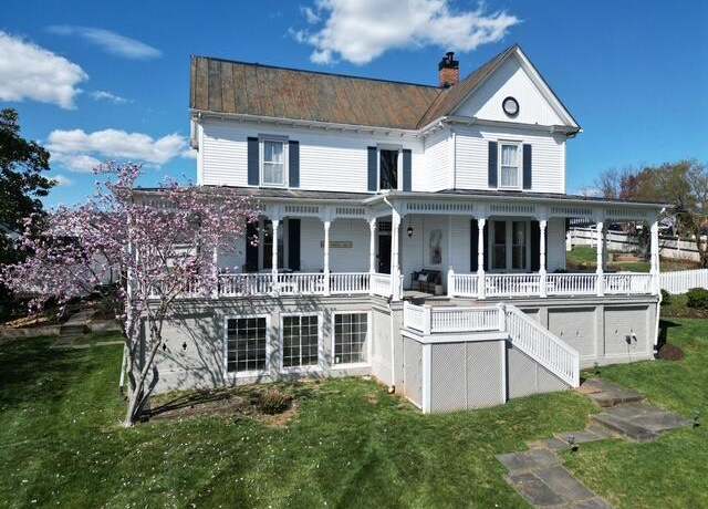 Property at 185 Claiborne Ave, Rocky Mount, VA 24151, 8 beds, 8 baths