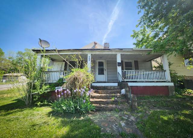 Property at 411 N Alleghany Ave, Covington, VA 24426, 2 beds, 1 bath