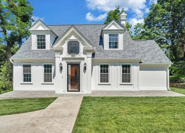 Property at 150 Oak St, Rocky Mount, VA 24151, 3 beds, 2 baths