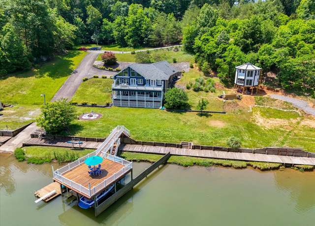 Property at 285 Dixon Dr, Hardy, VA 24101, 3 beds, 3.5 baths