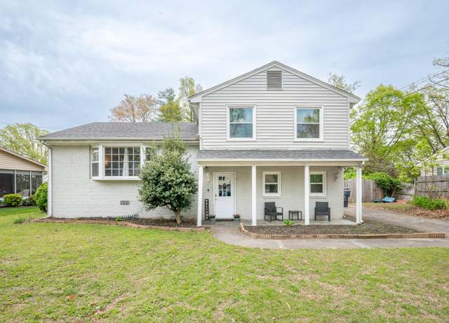 Property at 1634 Sigmon Rd NW, Roanoke, VA 24017, 3 beds, 2 baths