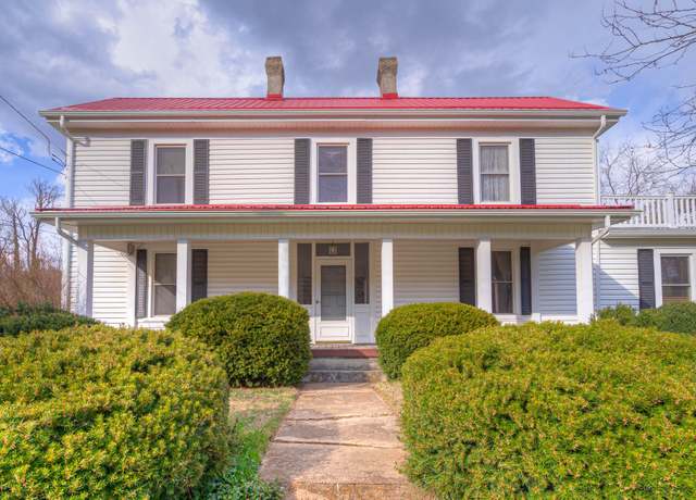 Property at 3708 Oldtown Rd, Shawsville, VA 24162, 3 beds, 2 baths