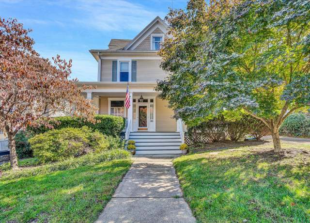 Property at 2730 Crystal Spring Ave SW, Roanoke, VA 24014, 4 beds, 3 baths