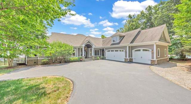 Photo of 424 Baywood Dr, Moneta, VA 24121