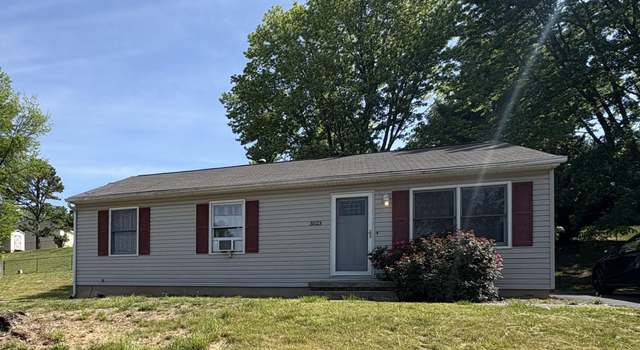 Photo of 3523 Springtree Cir NE, Roanoke, VA 24012