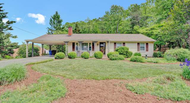 Photo of 2072 Mcvitty Rd SW, Roanoke, VA 24018