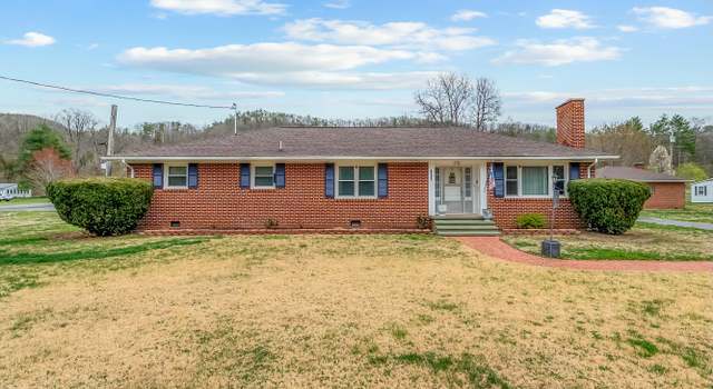 Photo of 3643 Gazebo Dr, Shawsville, VA 24162