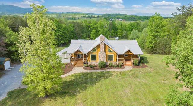 Photo of 257 Bobolink Dr, Fincastle, VA 24090