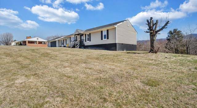 Photo of 282 Lakeview Dr, Roanoke, VA 24012