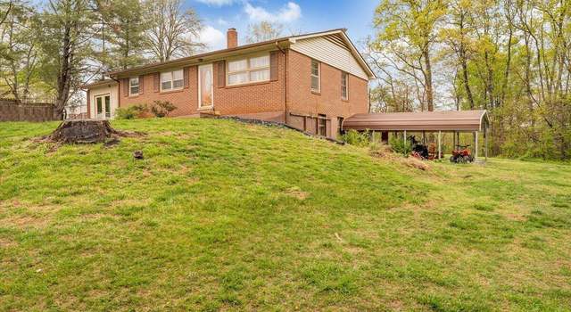 Photo of 171 Bowles Dr, Rocky Mount, VA 24151