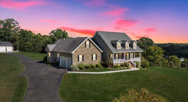 Photo of 140 Fox Run Rd, Boones Mill, VA 24065