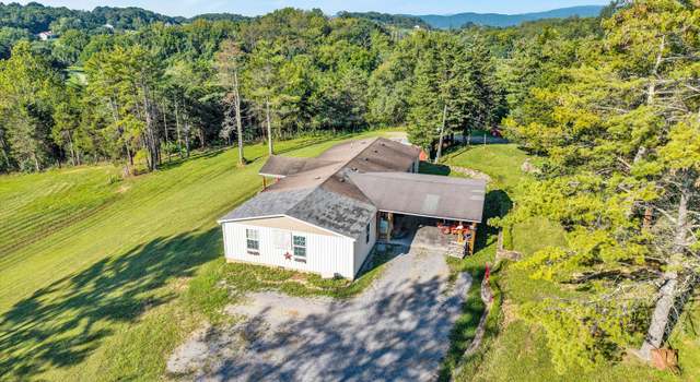 Photo of 2233 Gravel Hill Rd, Troutville, VA 24175