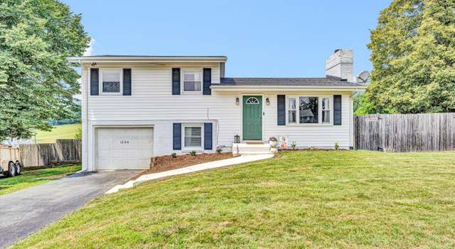 Photo of 1094 Windstar Cir, Vinton, VA 24179