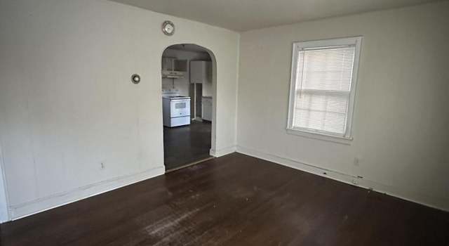 Photo of 1301 Monroe St NW, Roanoke, VA 24017