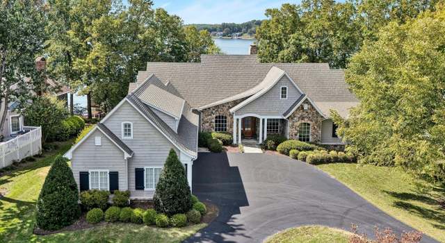 Photo of 405 Island View Dr, Penhook, VA 24137