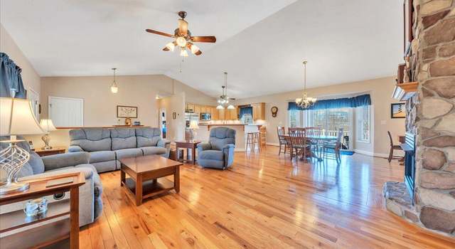 Photo of 1410 Savanna Hills Dr, Moneta, VA 24121