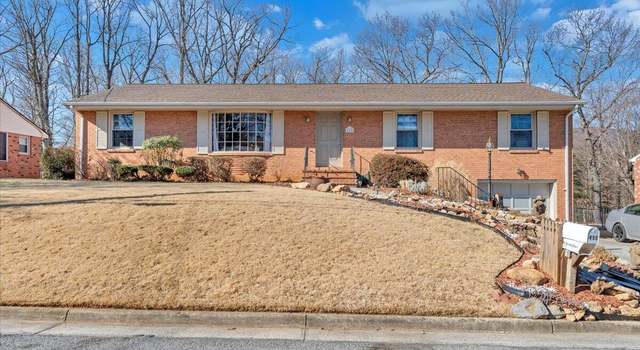 Photo of 450 Ingal Blvd, Salem, VA 24153