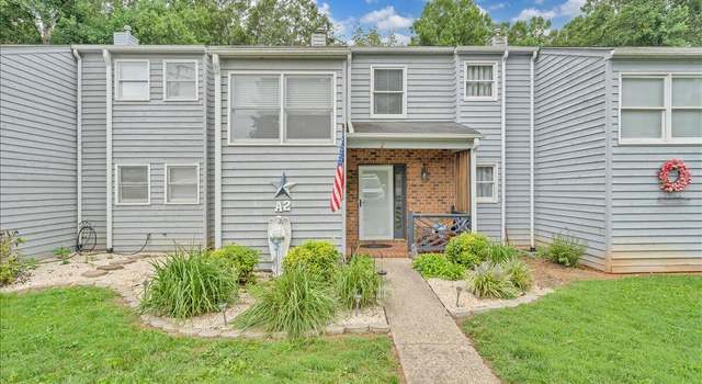 Photo of 101 Crescent St Apt A2, Martinsville, VA 24112