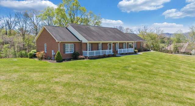 Photo of 84 Braemar Dr, Daleville, VA 24083
