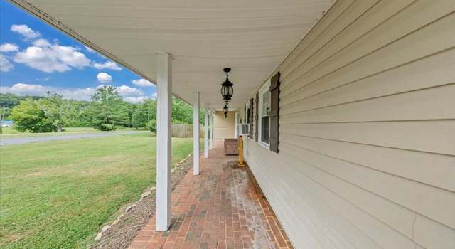 Photo of 1126 Kanawha St, Glasgow, VA 24555