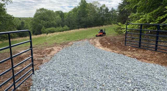 Photo of 1310 Nuckolds Rd, Huddleston, VA 24104