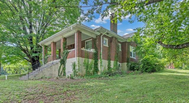 Photo of 182 Sunset Ave, Troutville, VA 24175