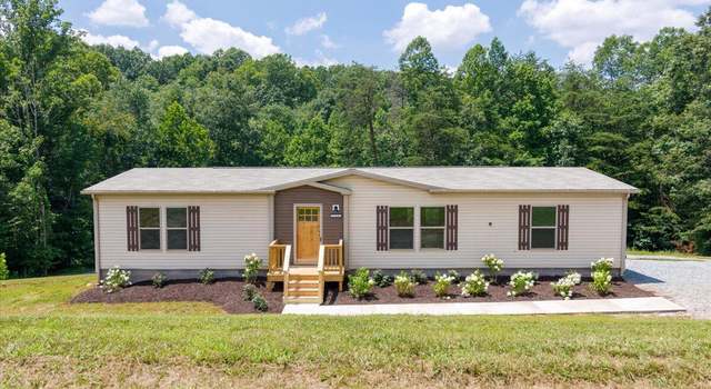 Photo of 2539 Ashpone Tavern Rd, Rocky Mount, VA 24151