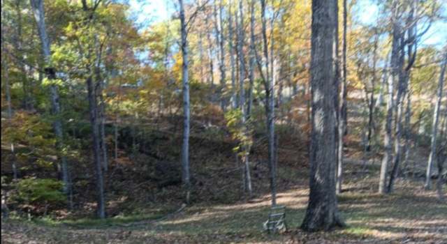 Photo of 7829 Bending Oak Dr, Catawba, VA 24070