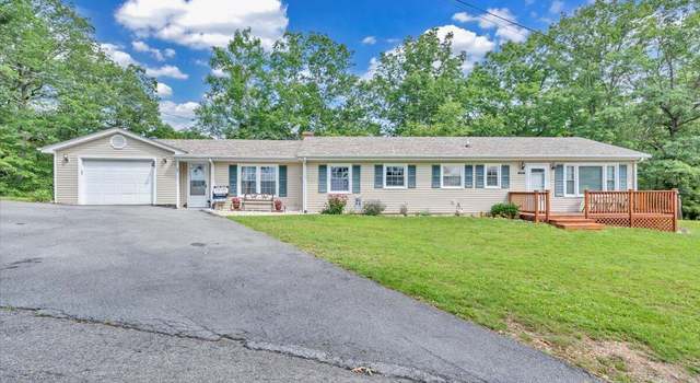 Photo of 37 Dancing Tree Ln, Roanoke, VA 24019