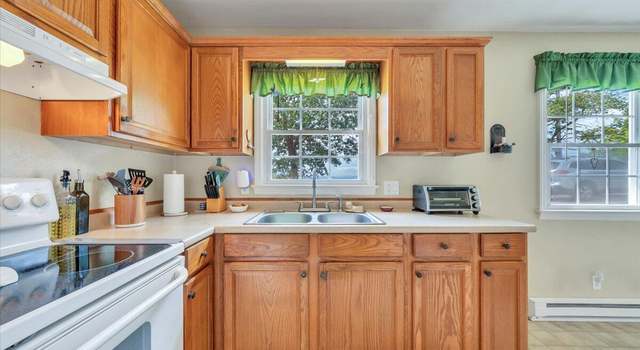 Photo of 37 Dancing Tree Ln, Roanoke, VA 24019