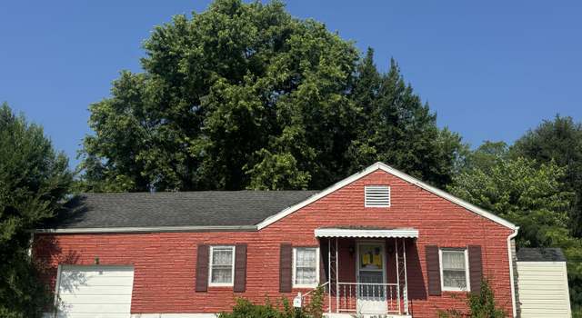 Photo of 2208 Plantation Rd NE, Roanoke, VA 24012