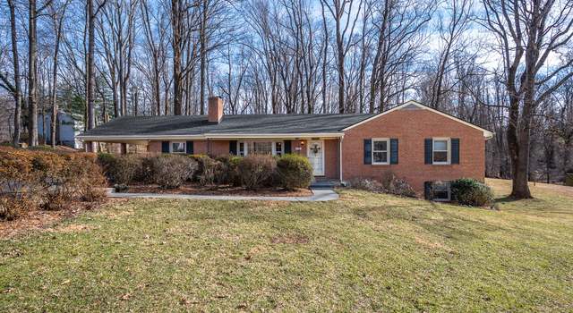 Photo of 921 Watson Pl, Bedford, VA 24523