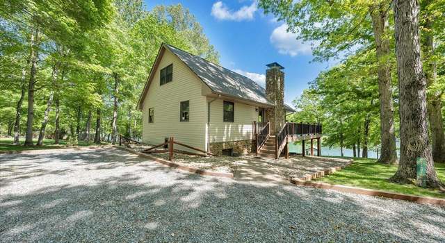 Photo of 1326 Cox St, Huddleston, VA 24104