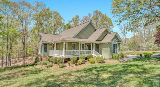 Photo of 1028 Marie Dr, Huddleston, VA 24104