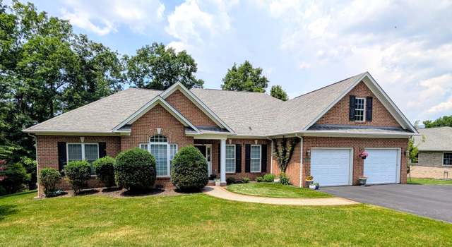 Photo of 552 Woodfield Dr, Covington, VA 24426