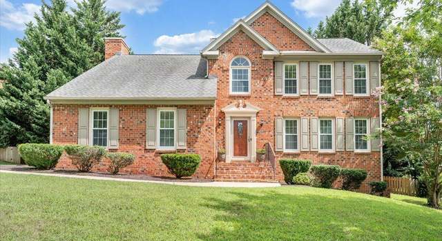 Photo of 1809 Ashbury Dr, Roanoke, VA 24012