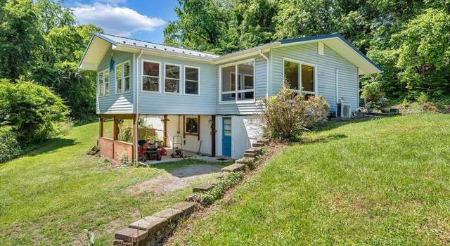 Photo of 712 Baltimore Ave, Bedford, VA 24523