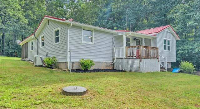 Photo of 187 Fiddlers Green Rd, Bassett, VA 24055