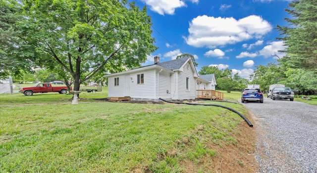 Photo of 776 Camp North Rd, Salem, VA 24153