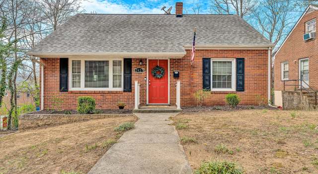 Photo of 2927 Hollowell Ave SW, Roanoke, VA 24015
